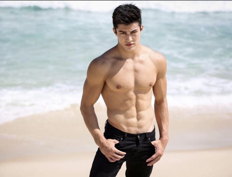 Ảnh trai đẹp 6 múi